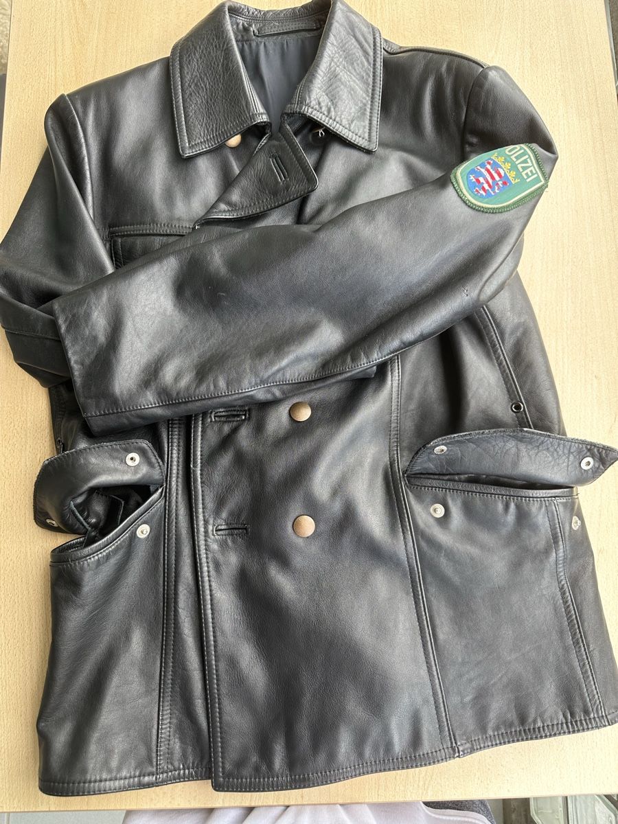 Uniformen: Lederjacke Polizei Grösse 25 schwarz – Gebraucht aus Biel/ Bienne von fusion54 7