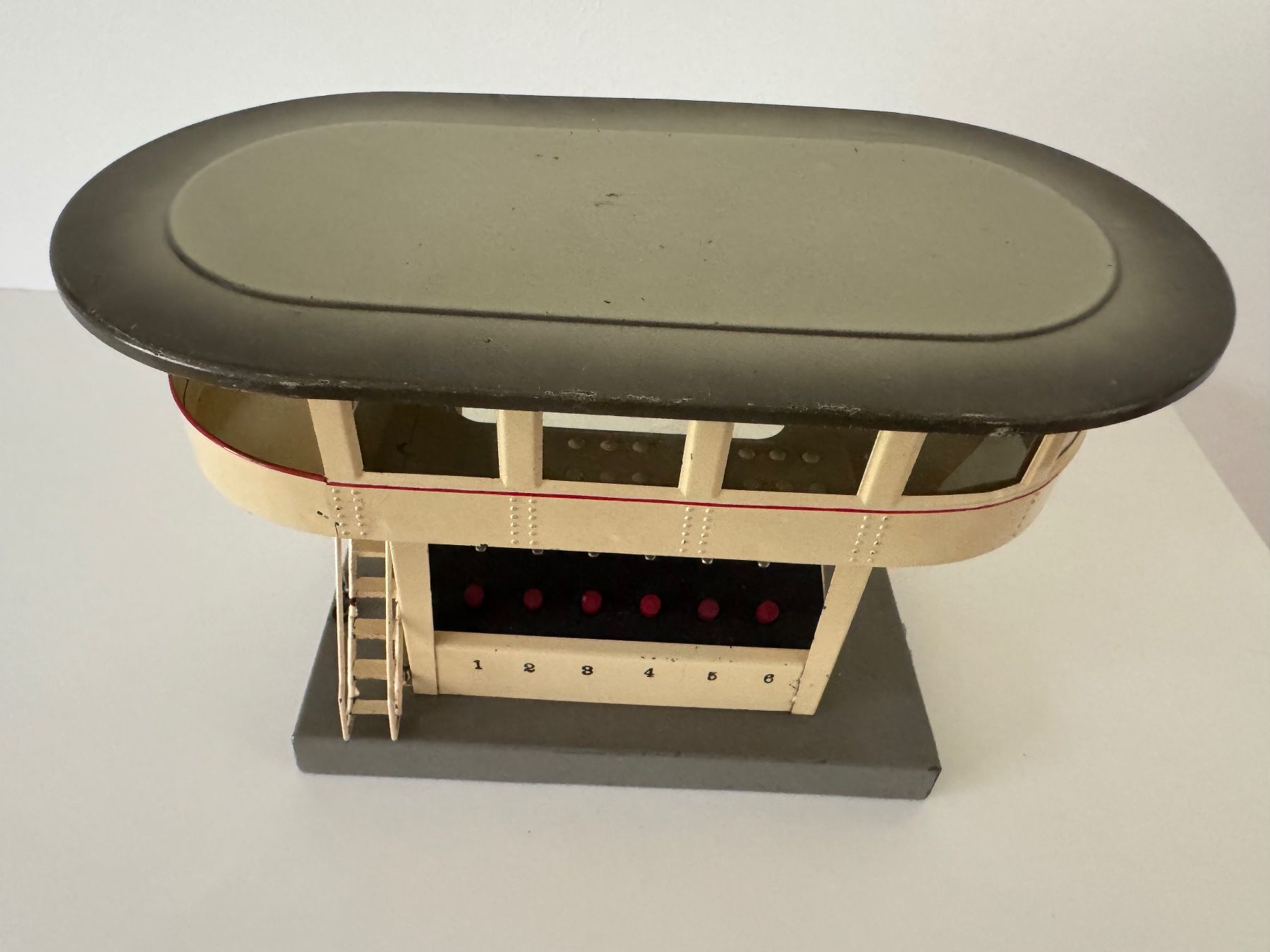 Märklin Modelleisenbahnen: Märklin - Stellwerk 13729/6 – Gebraucht aus Winterthur von Arma3 2