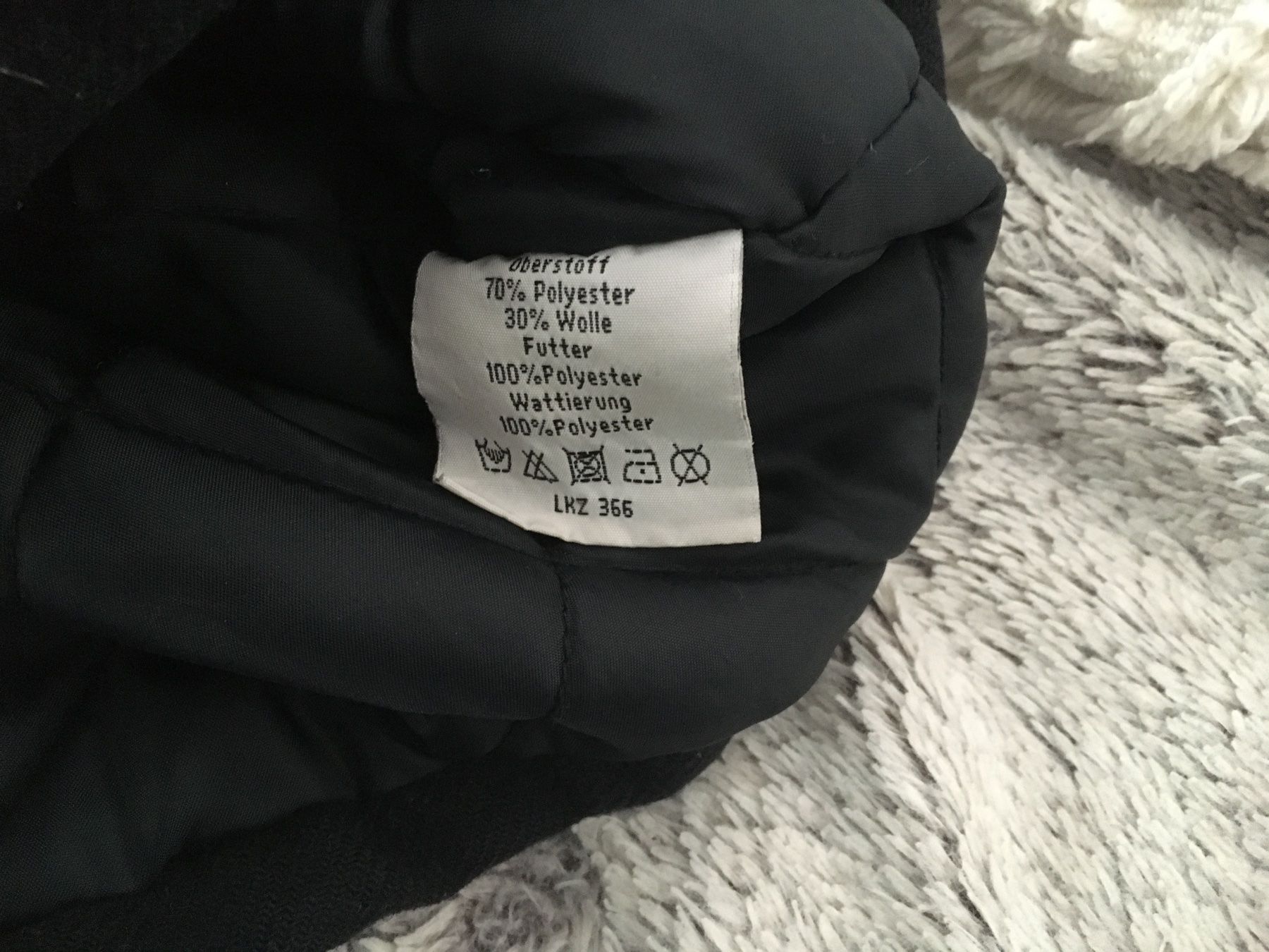 Giacche & Cappotti: Coole Woll Winterjacke Gr. 128 – Usato da Gächlingen venduto da Tara_devi 5