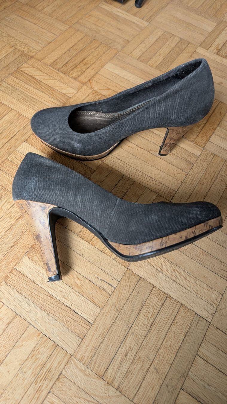 Damenschuhe: Marco Tozzi Keilpumps, dunkelgrau, Grösse 40 – Gebraucht aus Winterthur von pk-86 1