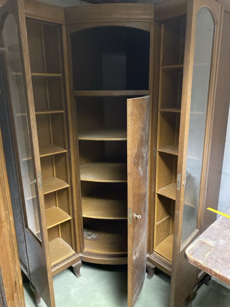 Armoires: Eckschrank – D'occasion à Hinwil par Familie_99 2