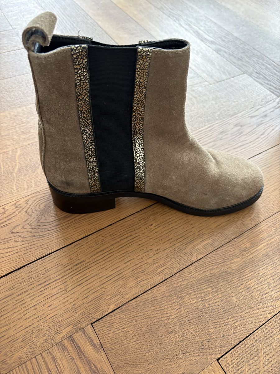 Pepe Jeans Scarpe da donna: Pepe Jeans Stiefeletten  – Usato da Bern venduto da klav 1