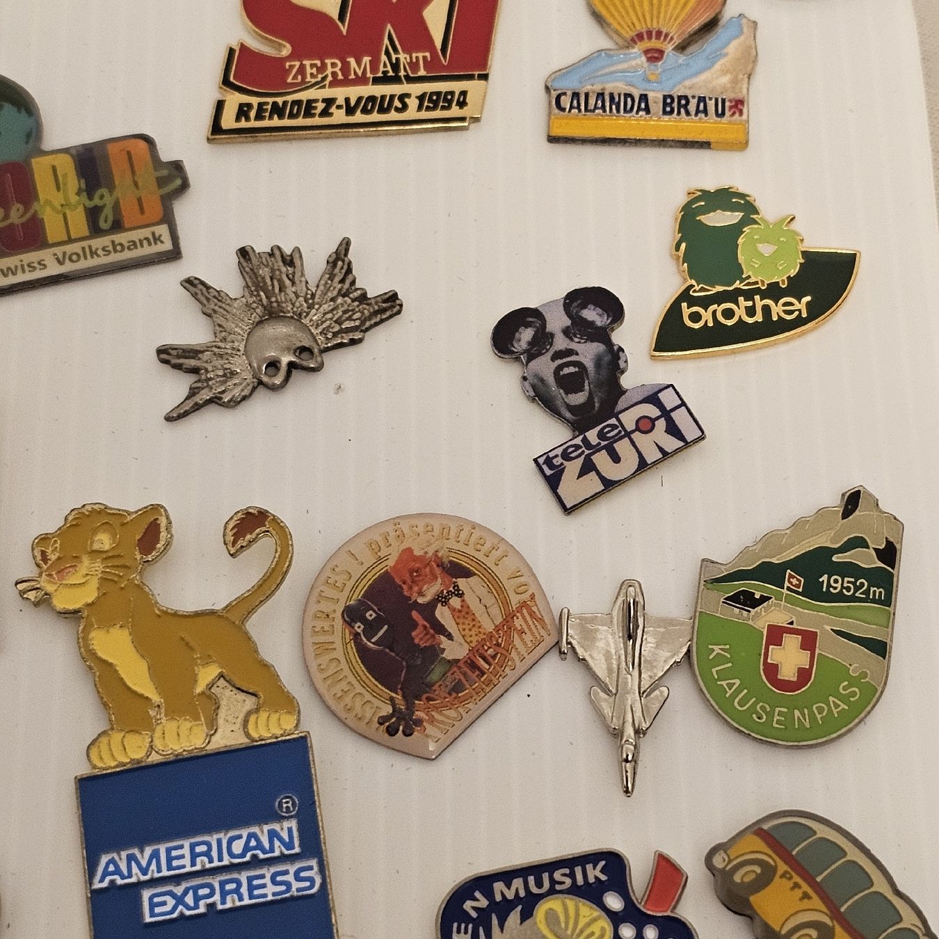 Placchette & Badge: grosse Pins Sammlung, viele verschiedene Sujets, – Nuovo (secondo la descrizione) da wolfhalden venduto da 46464646 5