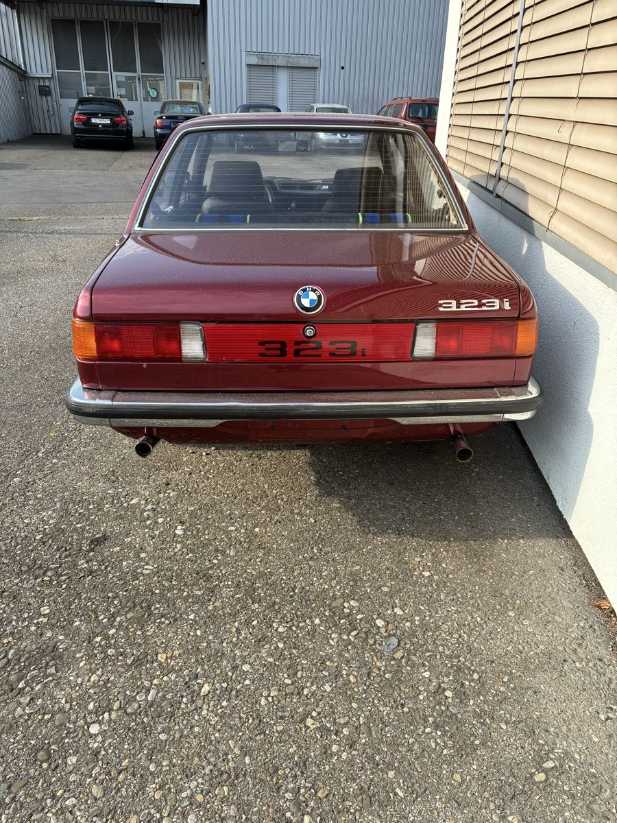 BMW Automobili: E21 323i – Usato da Grenchen venduto da Netii10 4