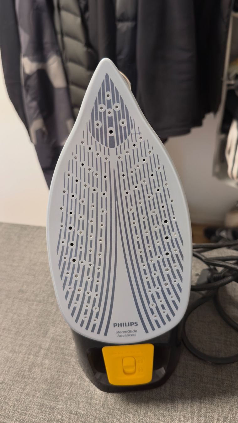 Philips Bügeleisen: Bügelbrett mit Bügeleisen – Gebraucht aus Zuchwil von ark_d7sz 2