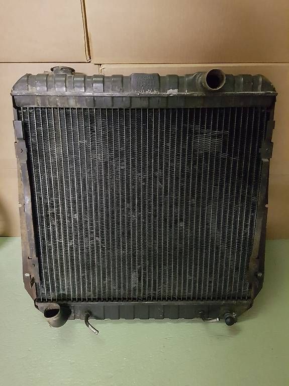 Alle Autoersatzteile: 1957 Buick Ersatzteile - Kühler – Gebraucht aus Ehrendingen von mario5401