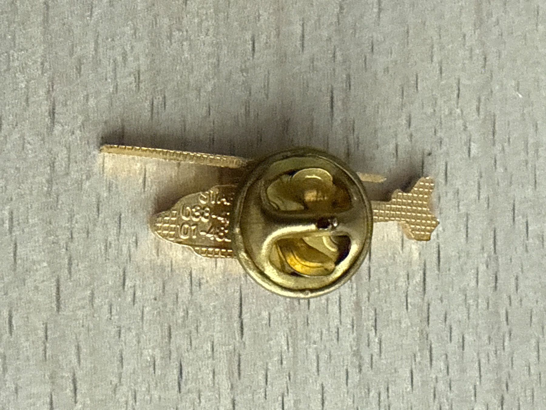 Placchette & Badge: Pin Helikopter – Usato da Glattbrugg venduto da Schweigmatt 1