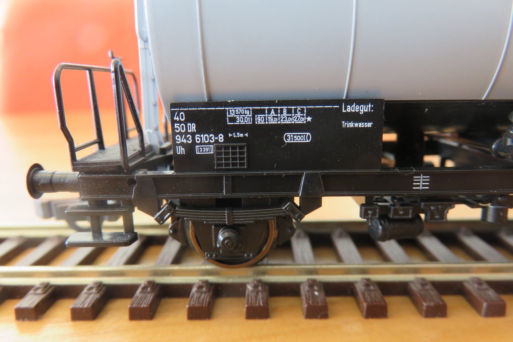 Roco Modellini di ferrovie: Roco 47091 Kesselwagen, Trinkwassertank, DR, Ep IV – Nuovo (secondo la descrizione) da Wohlen b. Bern venduto da Bajassli 6