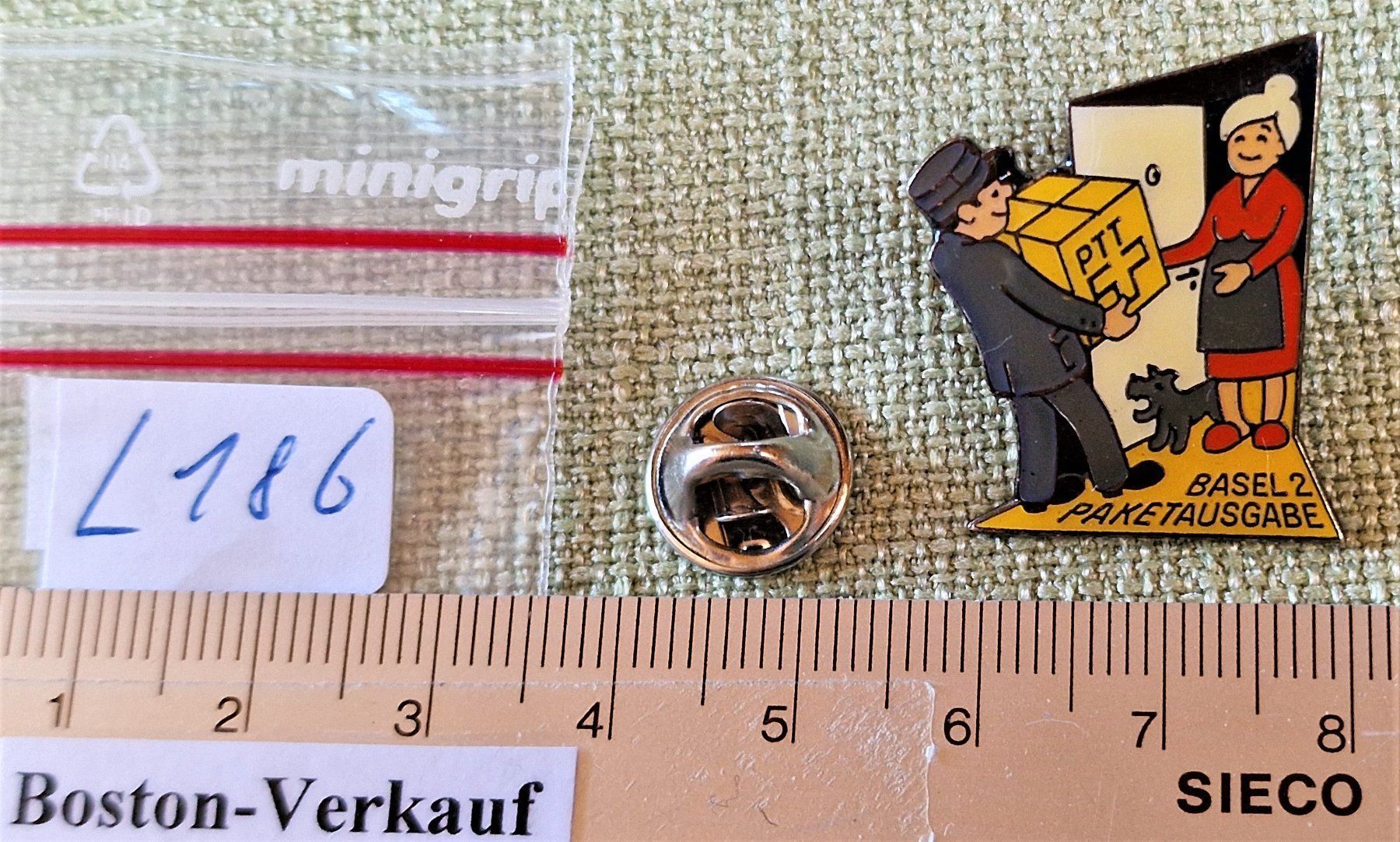Placchette & Badge: L186 - Pin Basel 2 PTT Paketausgabe – Usato da Reinach BL venduto da Boston-Verkauf 1