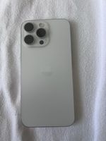 iPhone 15 Pro Max Silbern sehr guter Zustand.