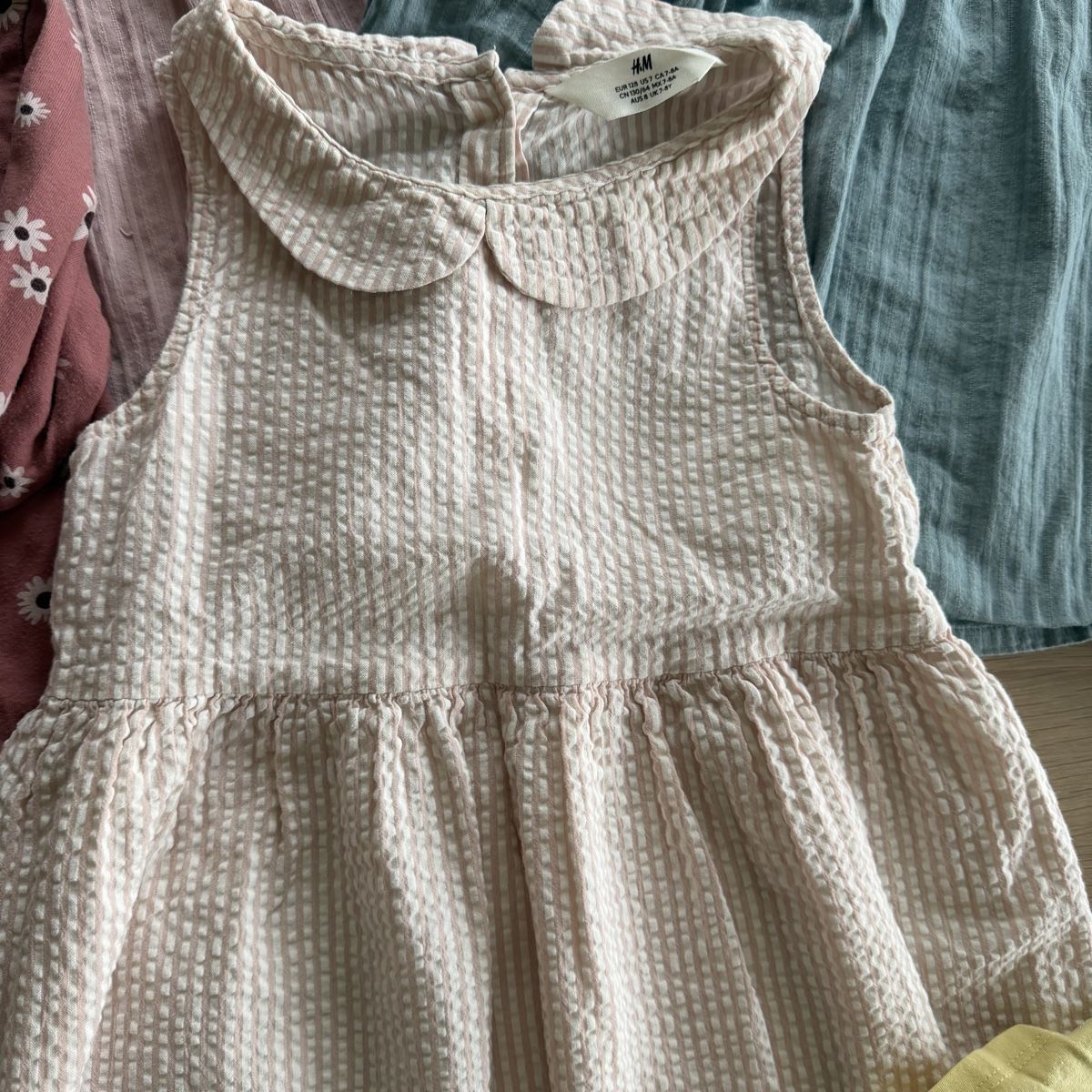 Lotti & Set di vestiti: Kleiderpaket Mädchen Gr.122/128 – Usato da Oberhofen TG venduto da Solano84 5