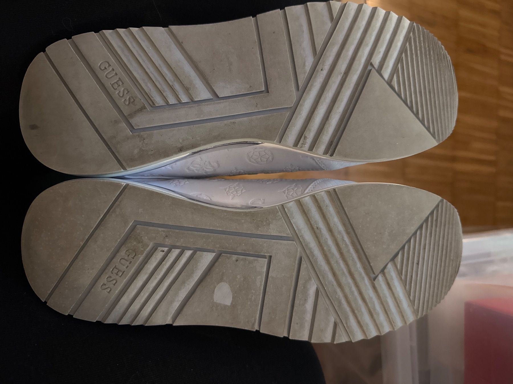 Guess Scarpe da donna: Guess Schuhe Gr. 38 – Nuovo (secondo la descrizione) da Wald ZH venduto da evelyne.street 2