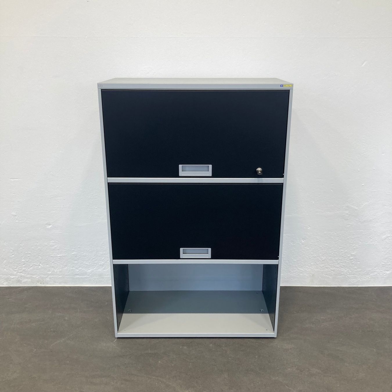 Lista Scaffali: Lista Office LO Qub Modul-Kombination 3-OH – Usato da Schönenwerd venduto da mcofficeshop