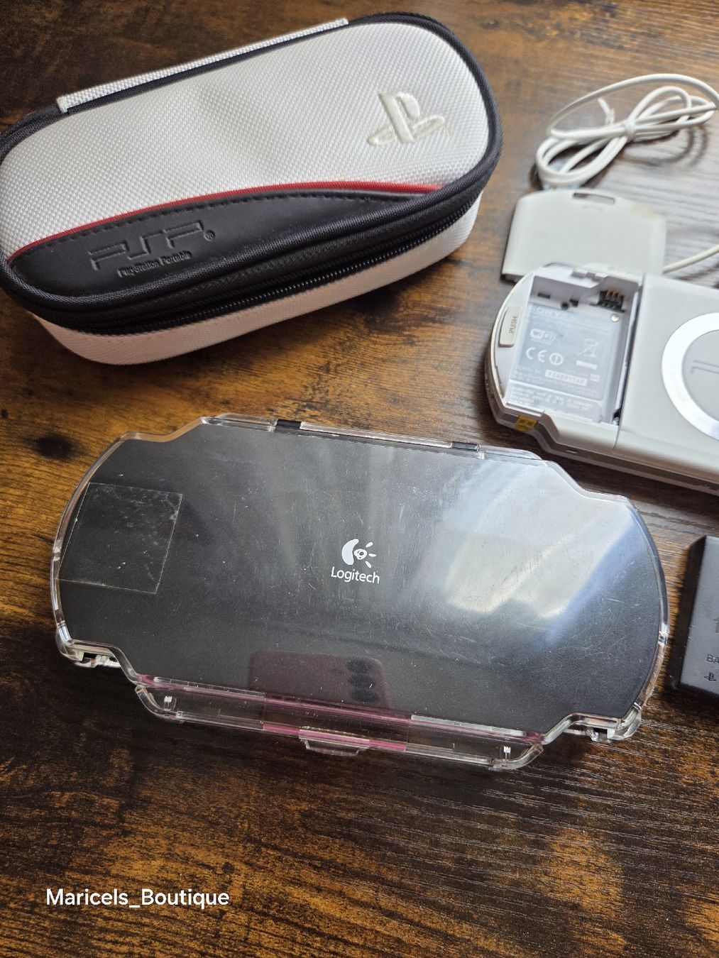 Sony Konsolen: Sony PSP Console - FOR PARTS / DEFECTIVE - Includes Case – Defekt aus Winterthur von Maricels_Boutique 7
