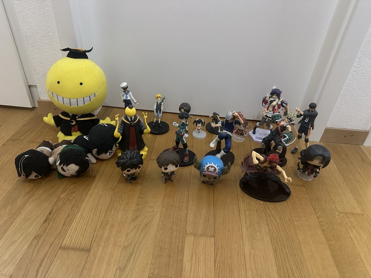 Statuette: Figurines de manga – Nuovo (secondo la descrizione) da Boudry venduto da bog_khy5