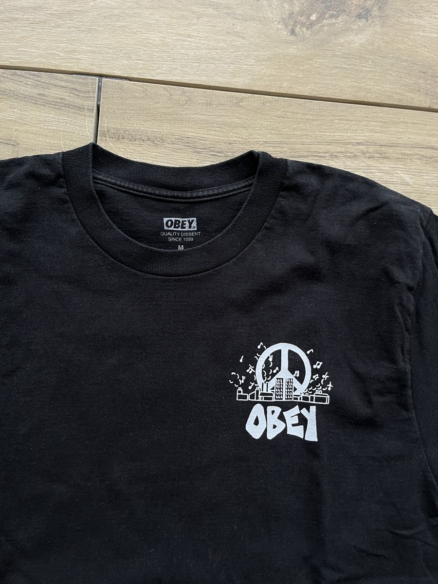 Obey T-shirt: Obey T Shirt – Usato da Zuzwil SG venduto da dieschnellemichelle 2
