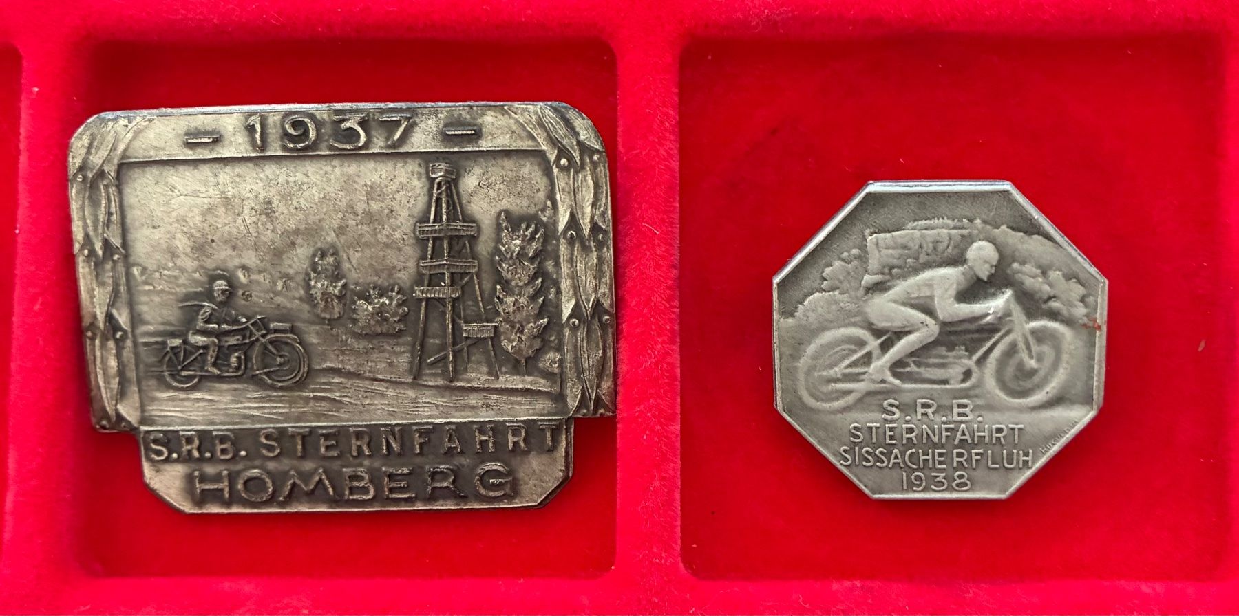 Placchette & Badge: Insignes SRB moto 1937-1938 – Usato da Ecublens VD venduto da yusca