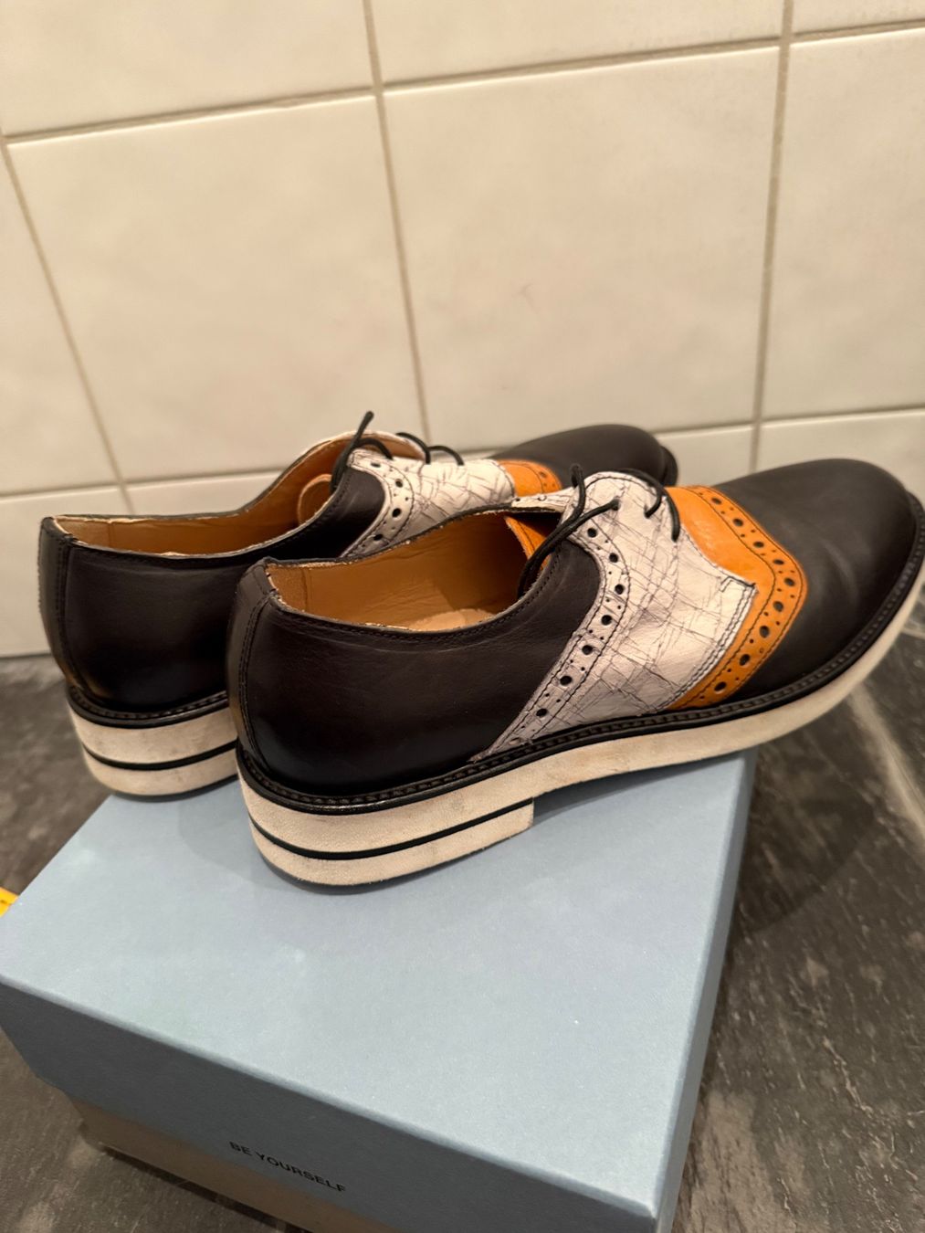 Moma Scarpe da uomo: Moma Schuhe Farbig Gr. 42 – Usato da Chur venduto da spicebone 2