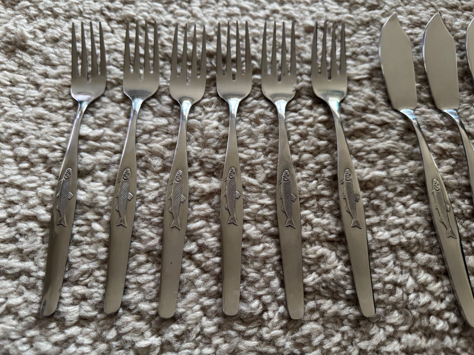 Set di posate: Fischbesteck mit Fischmuster – Usato da Schwerzenbach venduto da pangana 2