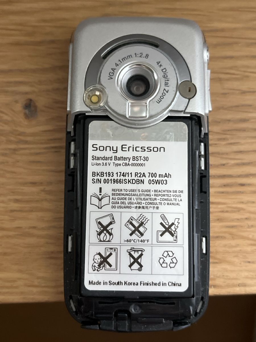 Sony Portables: Sony Ericsson – D'occasion à Tann par punto84 2
