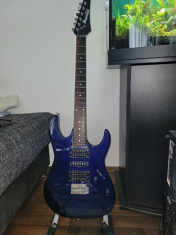 Strumenti musicali: E-Gitarre (Ibanez Gio) Mega Set – Usato da Frauenfeld venduto da mha_vqf2