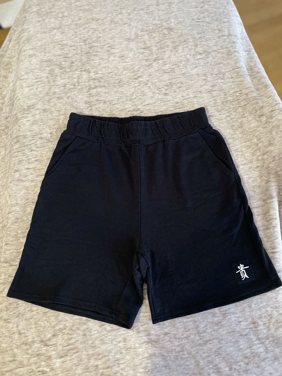Pantaloni: Schwarze Shorts – Nuovo (secondo la descrizione) da Rheineck venduto da cha_p9qy