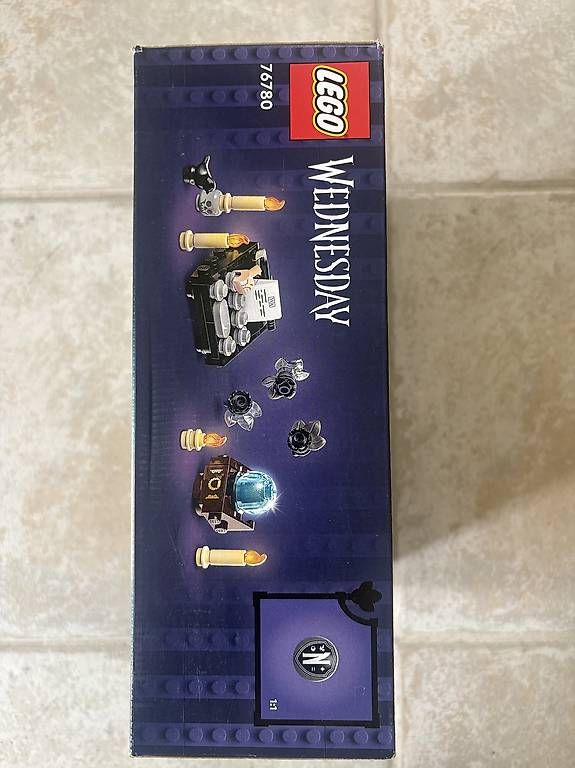 Giocattoli: Lego 76780 Wednesday Adams Figure – Usato da Purasca venduto da reb_5w88 3
