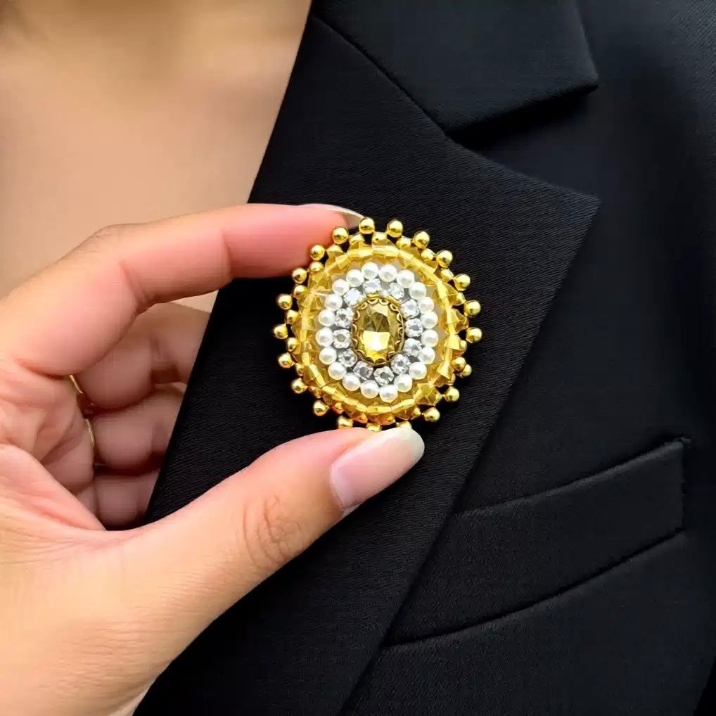 Broches & Aiguilles: Luxus Brosche | Handgemachte Brosche | Brautschmuck | Unikat – Neuf avec emballage d'origine à Vals par ABA-Atelier 7