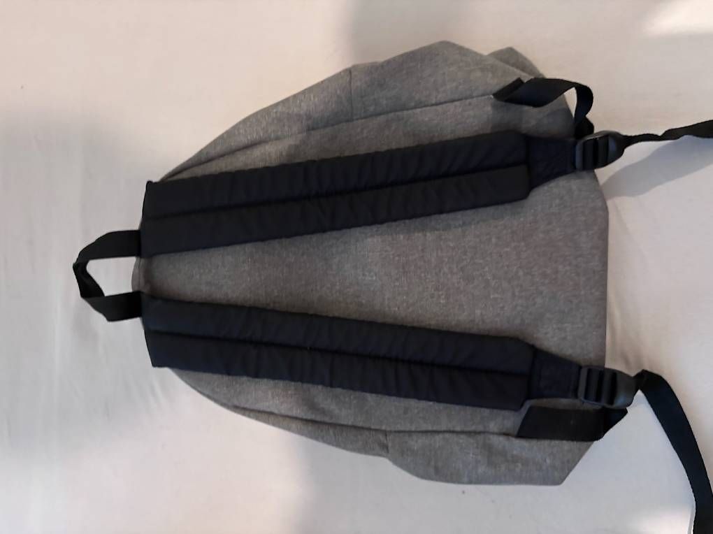 Zaini: sac à dos EASTPAK – Usato da Le Lignon venduto da jm__k2lf 1