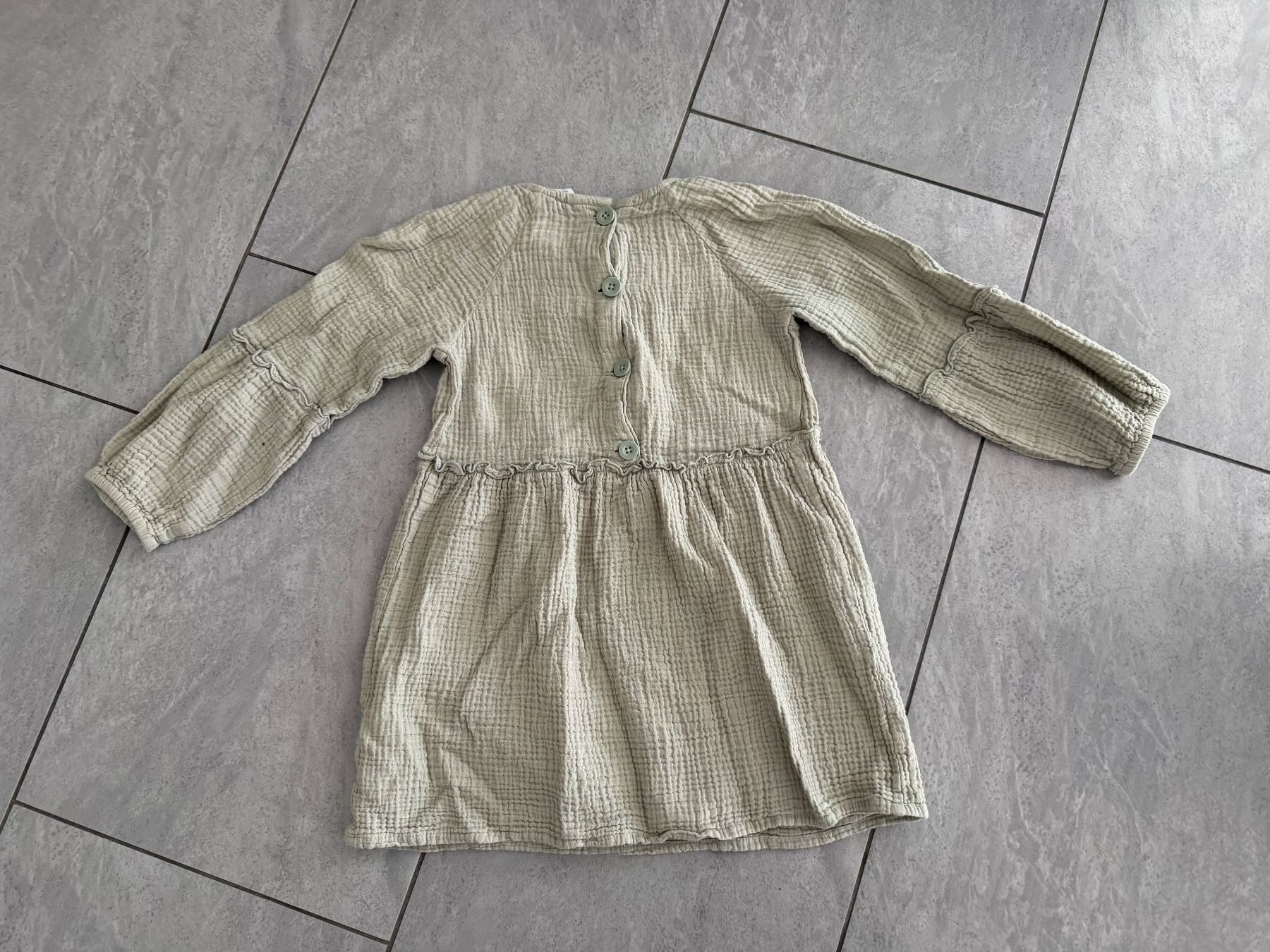 Primark Vestiti & Gonne: Musselin Kleid - Grösse 128 - Primark – Usato da Bülach venduto da Loredana13 1