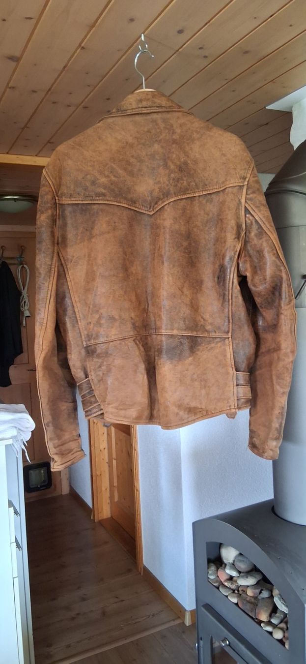 Giacche: Altlederjacke – Usato da Hinterfultigen venduto da Zeisel 1