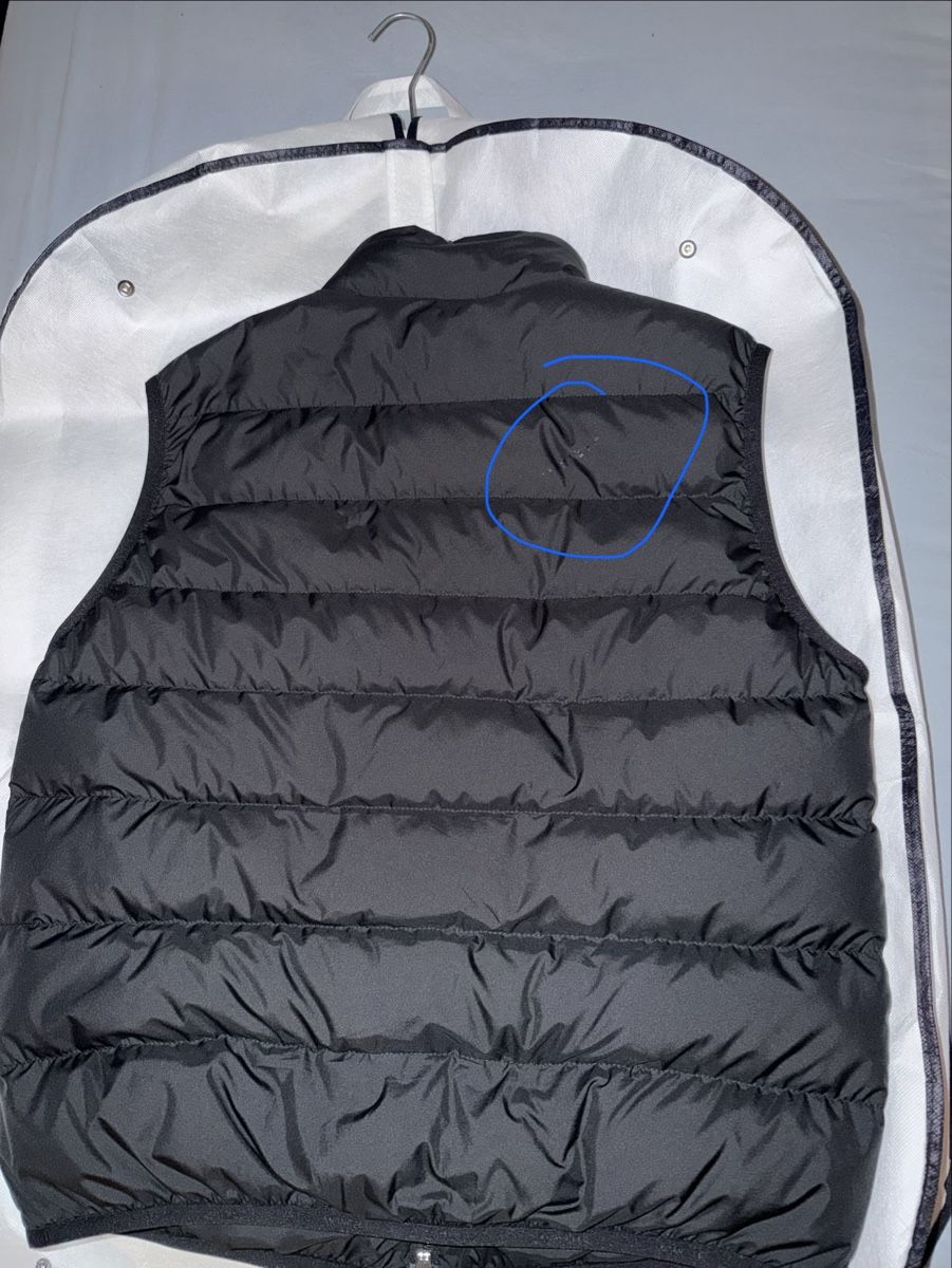 Moncler Gilet & Giacche: Moncler Contrin Daunenweste Herren – Usato da Spiez venduto da ronan888888 2