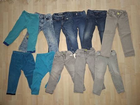 Set diverse Kinderhosen Gr. 98/104