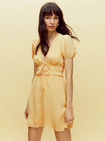 reformation kleid gelb