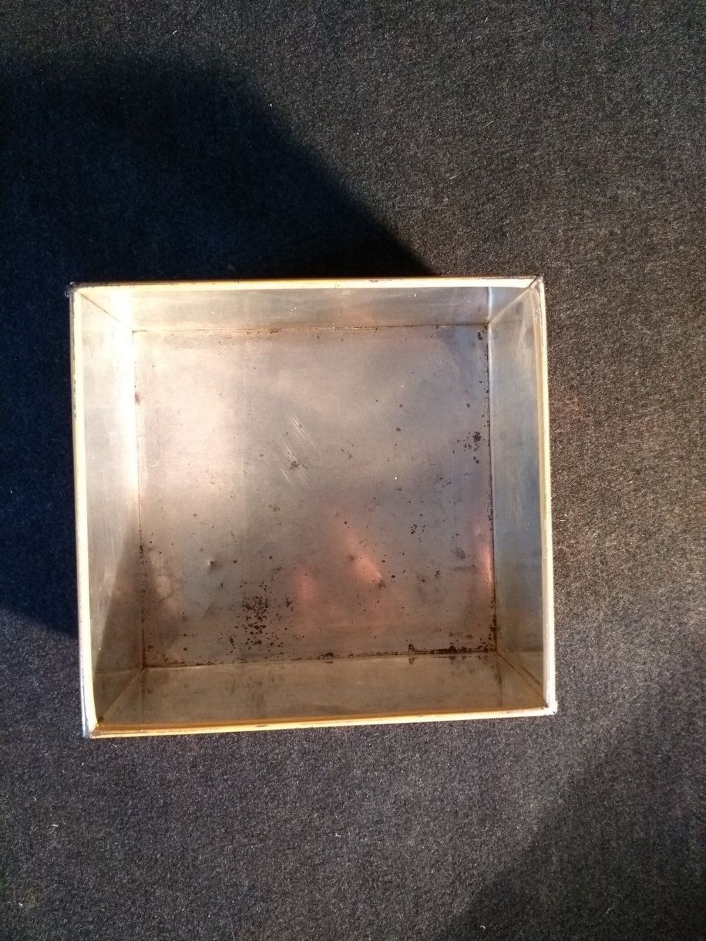 Cucine complete: ancienne boite à biscuit Kambly – Difettoso da Saignelégier venduto da Ax3l 2