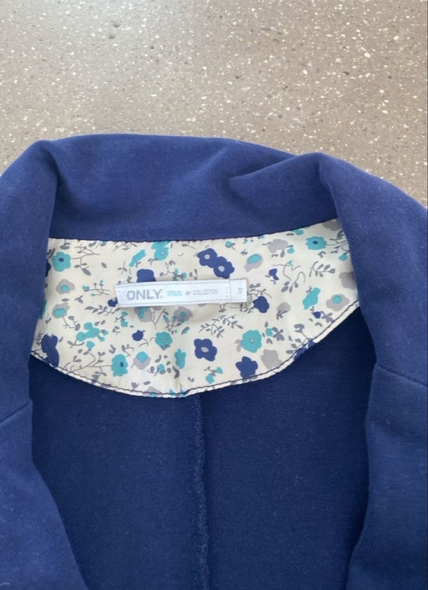 Only Jacken: Veste Only bleu marine, taille S! – Neu (gemäss Beschreibung) aus Avry-sur-Matran von Anarda 2