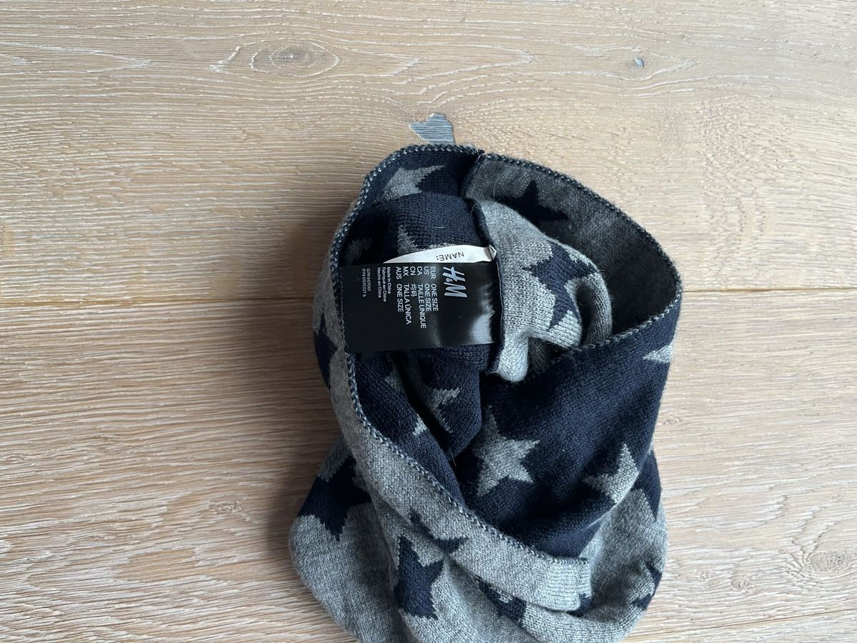 H&M Foulard & Sciarpe: Schlauchschal H&M One Size – Usato da Aarburg venduto da cha_6t8j 1