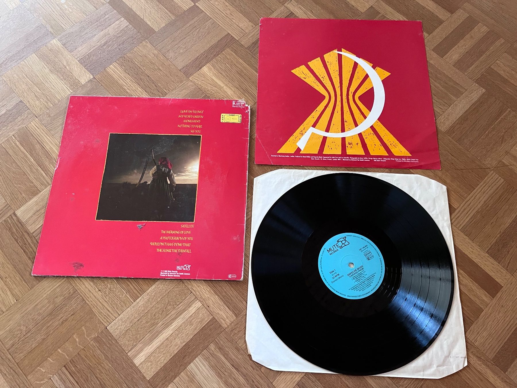 Vinyles: Depeche Mode - A broken Frame – D'occasion à Giebenach par Wurlitzer70 1