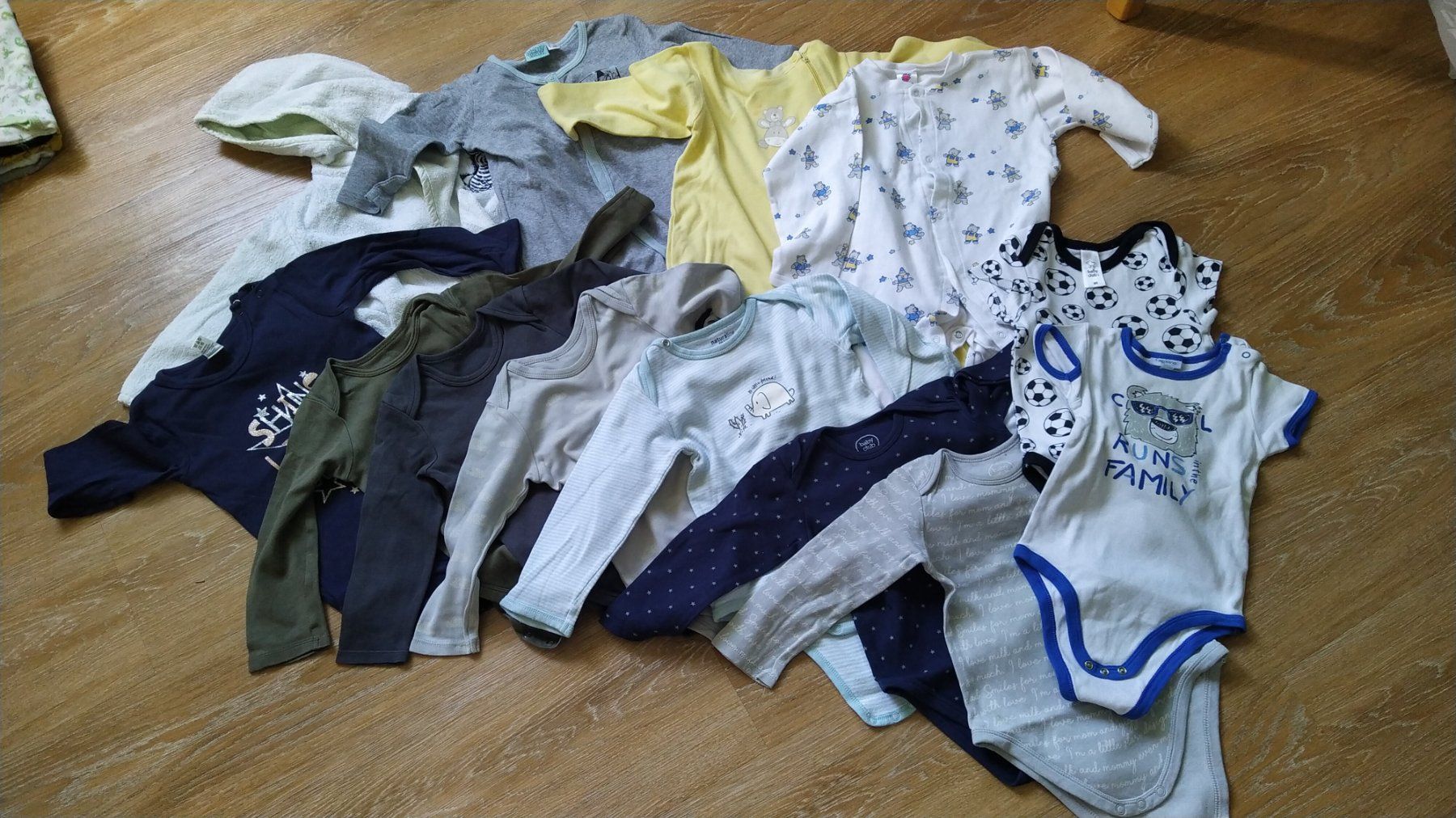 Kleiderpakete: Kleiderpaket gr. 86 – Gebraucht aus Kappel SO von teiger83