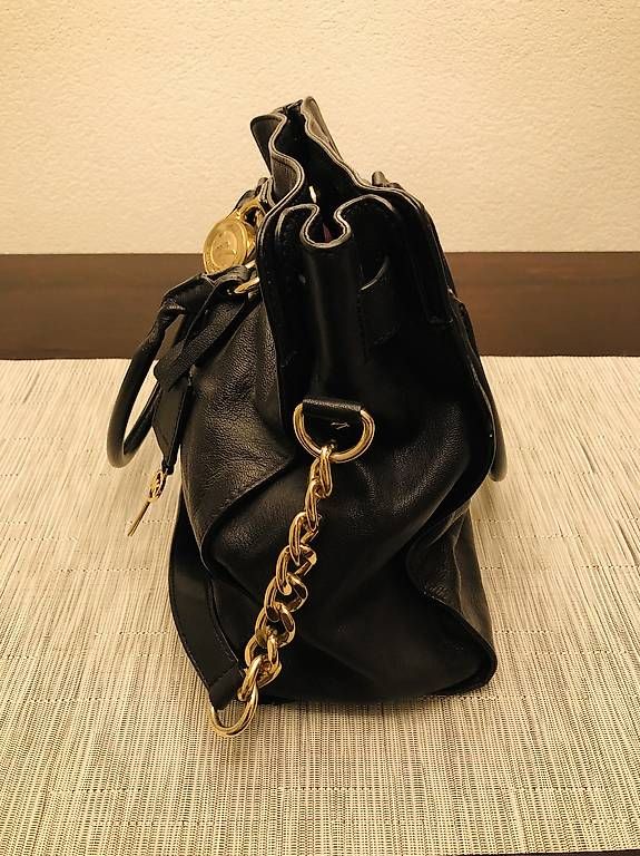 Michael Kors Borse da donna: Original Michael Kors Hamilton Tasche schwarz – Usato da Tübach venduto da sab_hd7d 2