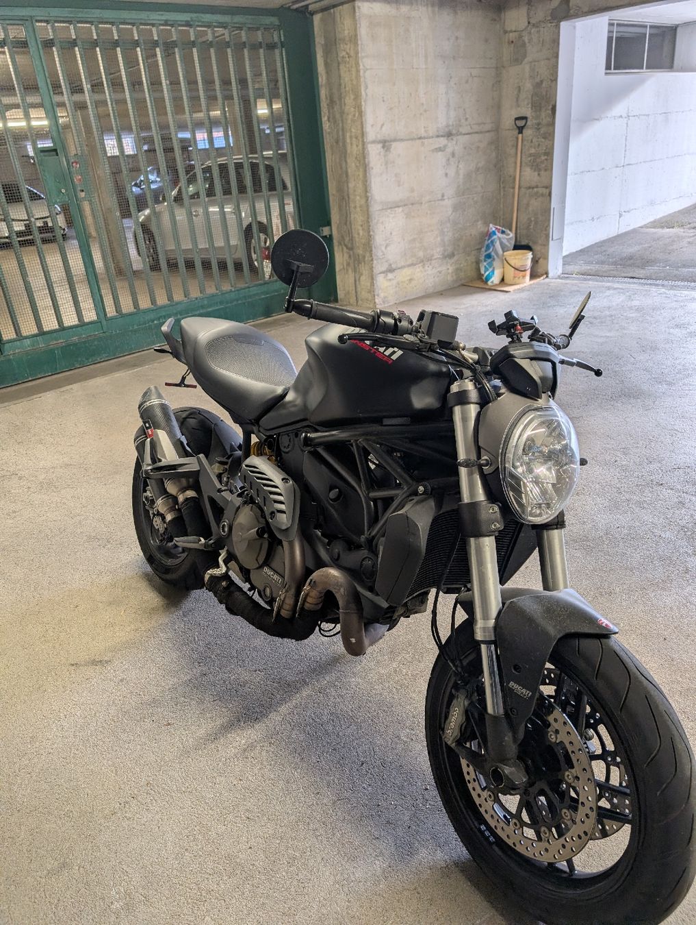 Ducati Strada: Ducati Monster 821 JG2015 – Usato da Zürich venduto da miVa11 2