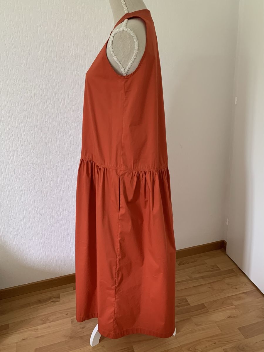 Liviana Conti Vestiti: Robe Liviana Conti neuve  – Nuovo e nell'imballaggio originale da Gland venduto da TallyEva 4