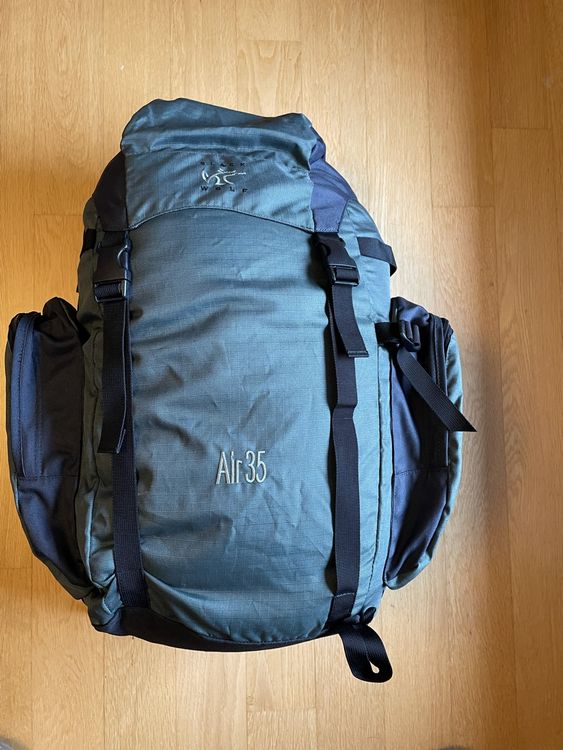 Black wolf outlet rucksack