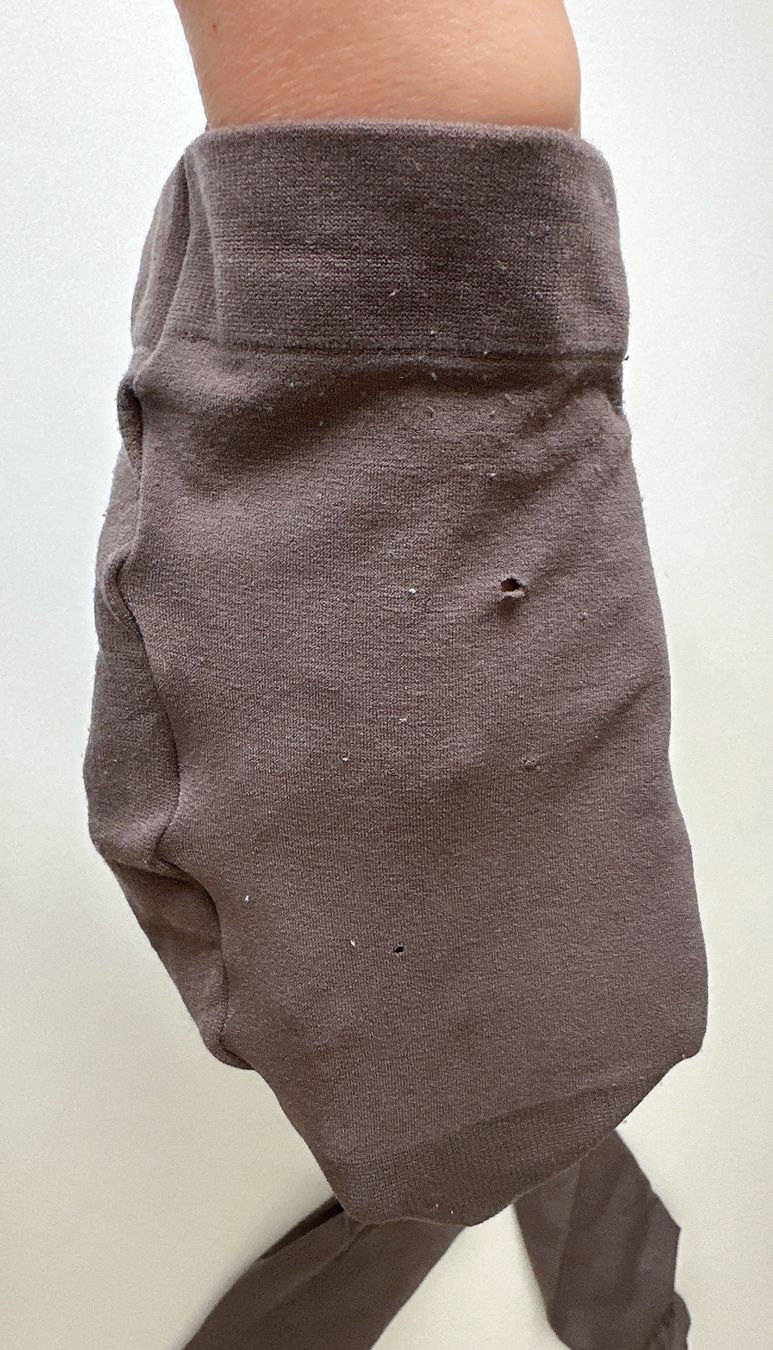 Calze & Collant: Strumpfhose hellviolett, 35 DEN, klein Defekt – Usato da Oberglatt ZH venduto da qilinw 2