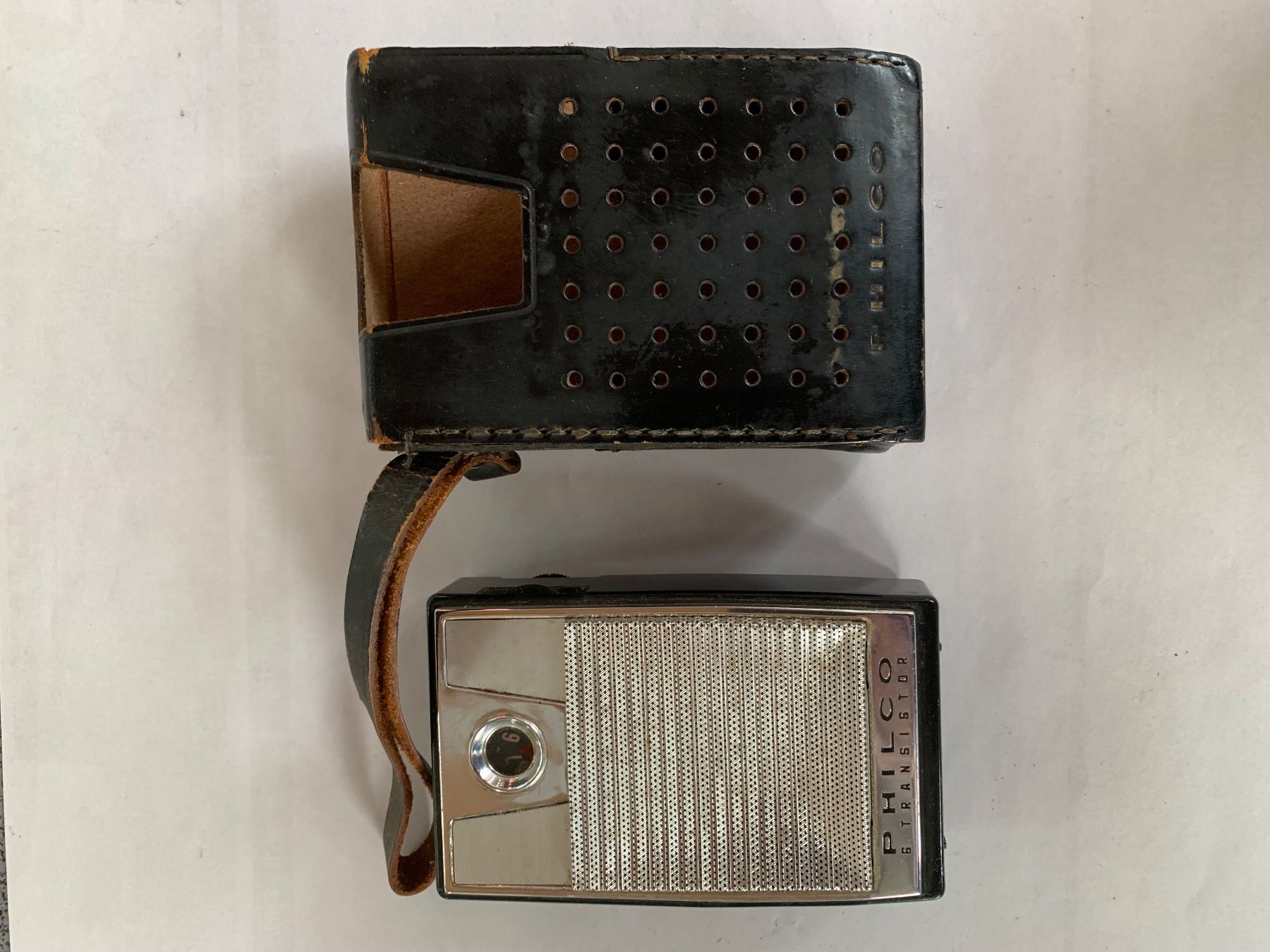 Radio: PHILCO  Transistor   Radio  Antik – Usato da Boswil venduto da pavo1 8