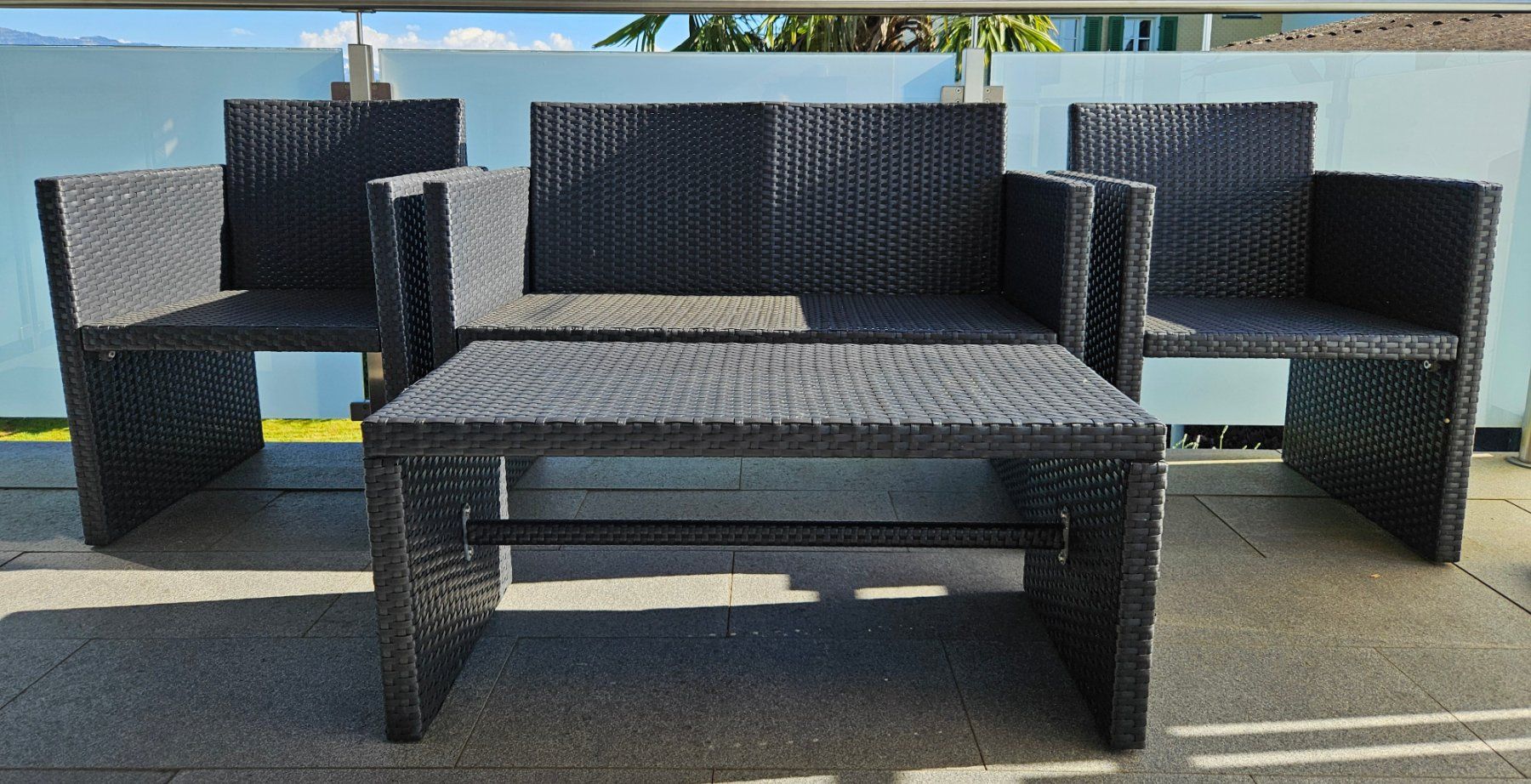 Set di tavolo e panche: Gartensitzgruppe Rattanoptik 4-teilig – Usato da Sins venduto da Myck 1