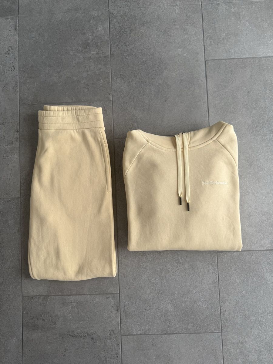 Peak Performance Lotti di vestiti: Peak Performance Package Hoody & Pants – Nuovo (secondo la descrizione) da Sarmenstorf venduto da Ravengod99 1