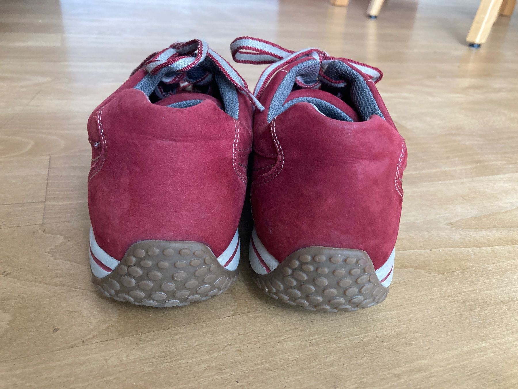 Gabor Scarpe da donna: Gabor Sneaker, Gr. 7 (40), rot – Usato da Zürich venduto da Juveanti 2