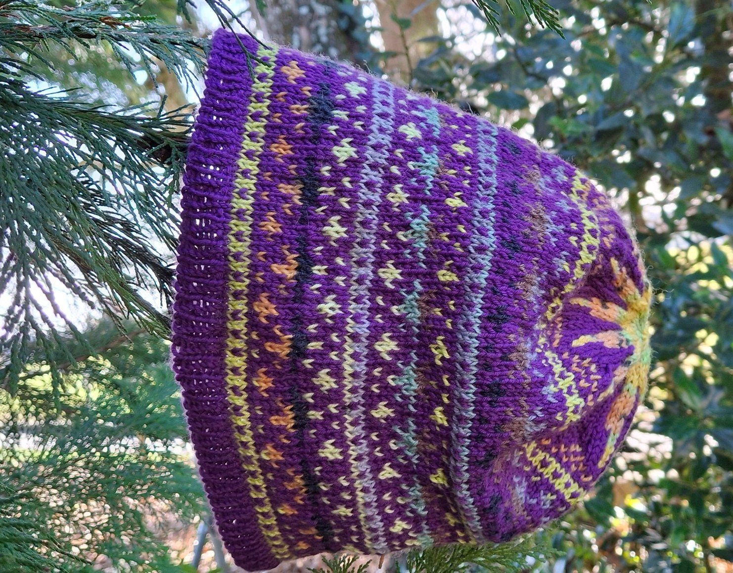 Copricapi, berretti & cappellini: Mütze Beanie "Planetarium2"   handgestrickt   NEU – Nuovo (secondo la descrizione) da Langenthal venduto da Handstrick 5