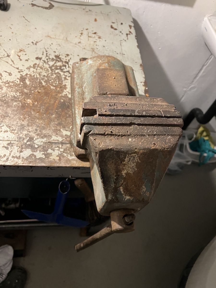 Tutti gli attrezzi: Schraubstock – Usato da Tobel venduto da honda955